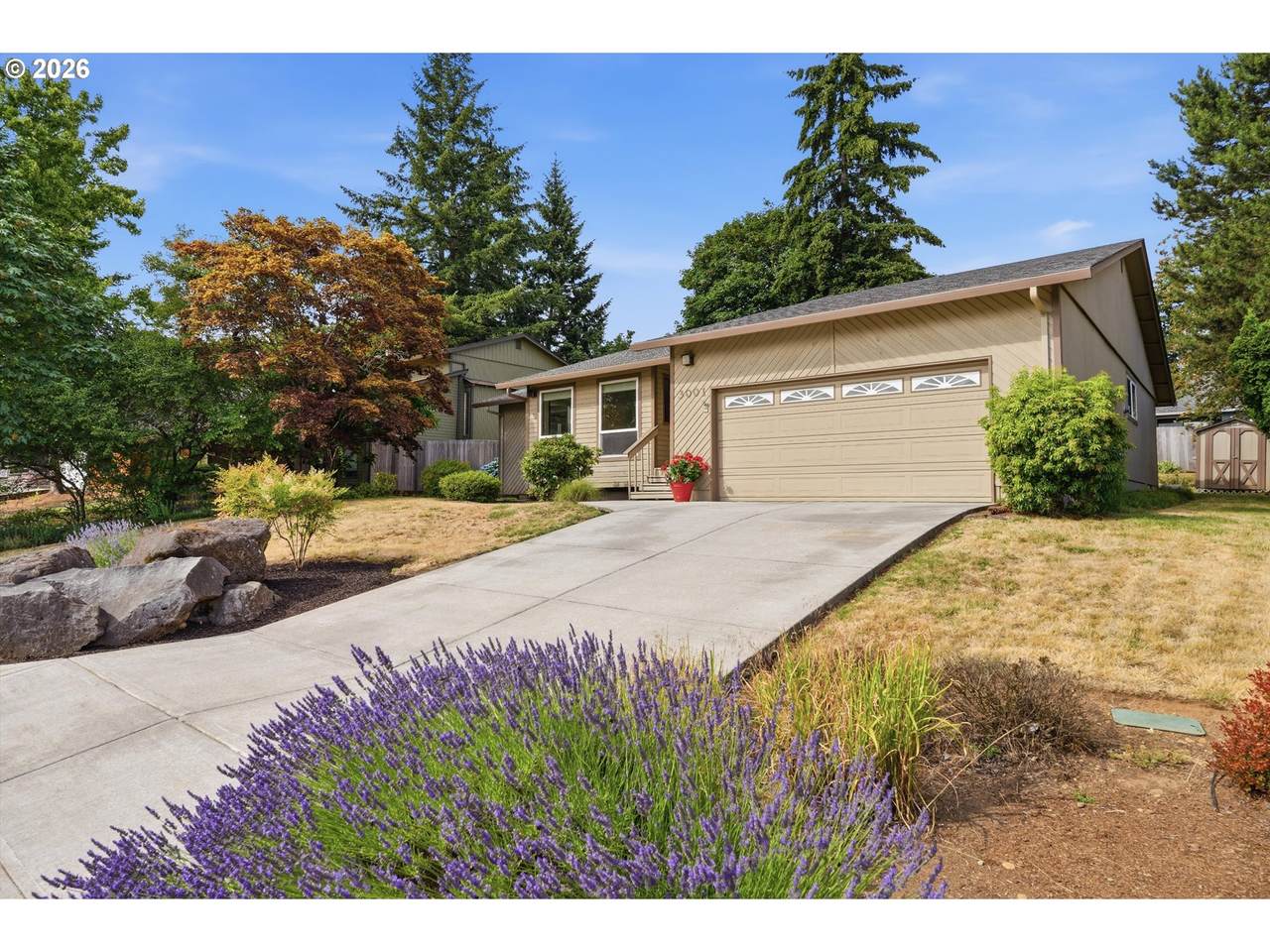 https://bt-photos.global.ssl.fastly.net/portland/1280_boomver_1_397056065-2.jpg