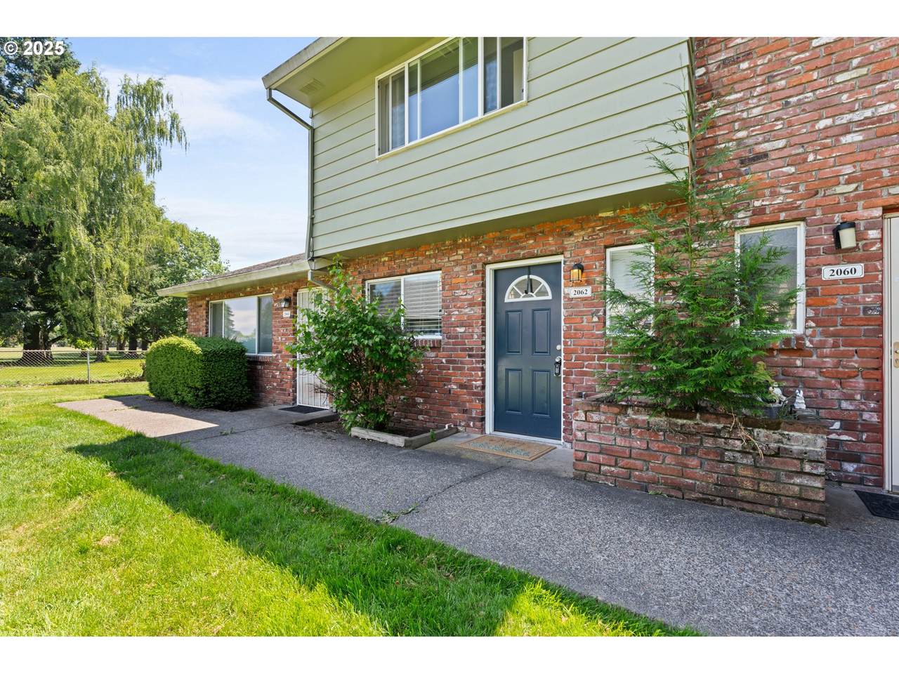 2062 Hogan Dr - Photo 1