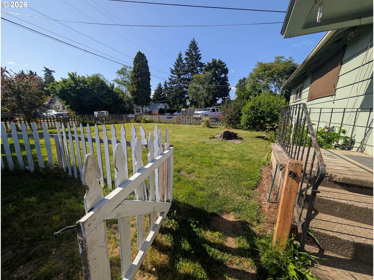 https://bt-photos.global.ssl.fastly.net/portland/1280_boomver_1_402212390-2.jpg