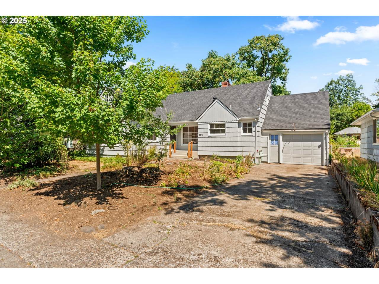 115 Hilliard Ln - Photo 1