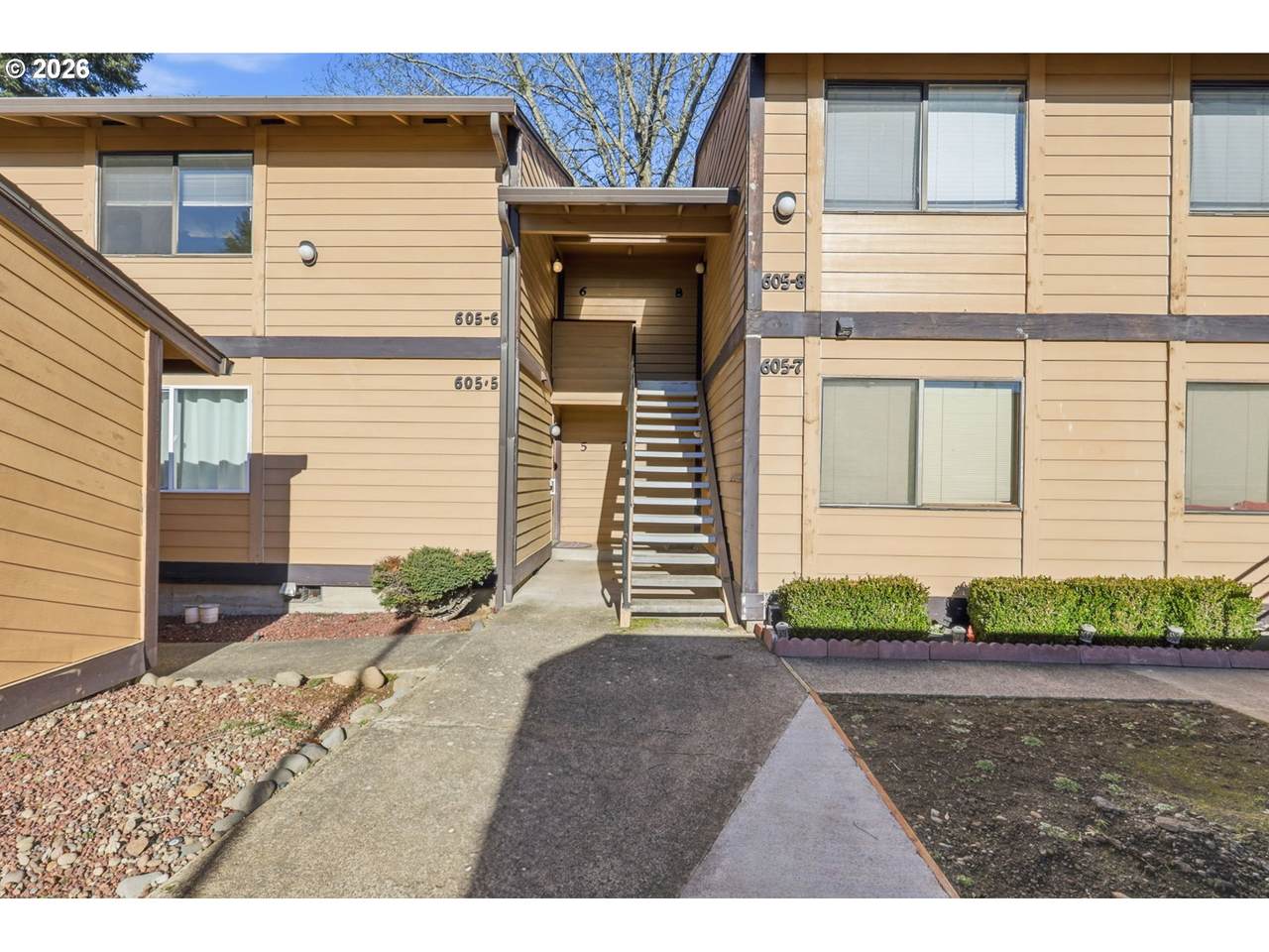 605 121ST Ave - Photo 1