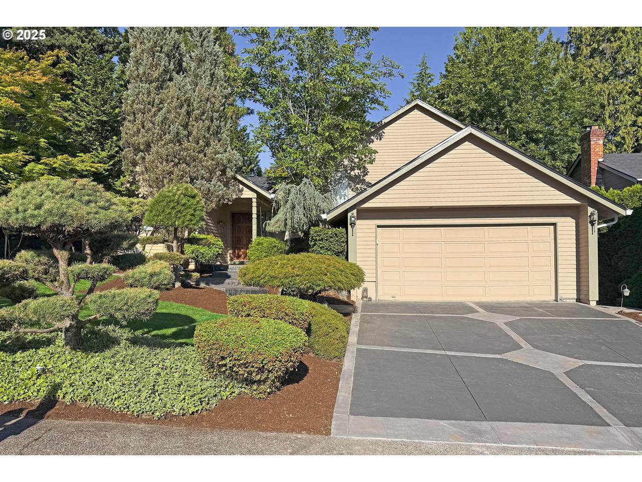 3143 156TH Ave - Photo 1