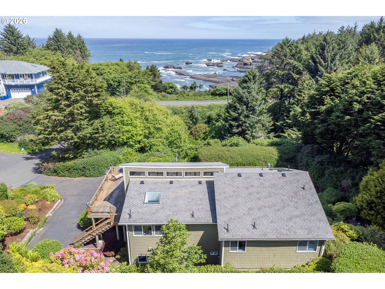 https://bt-photos.global.ssl.fastly.net/portland/1280_boomver_1_403059829-2.jpg