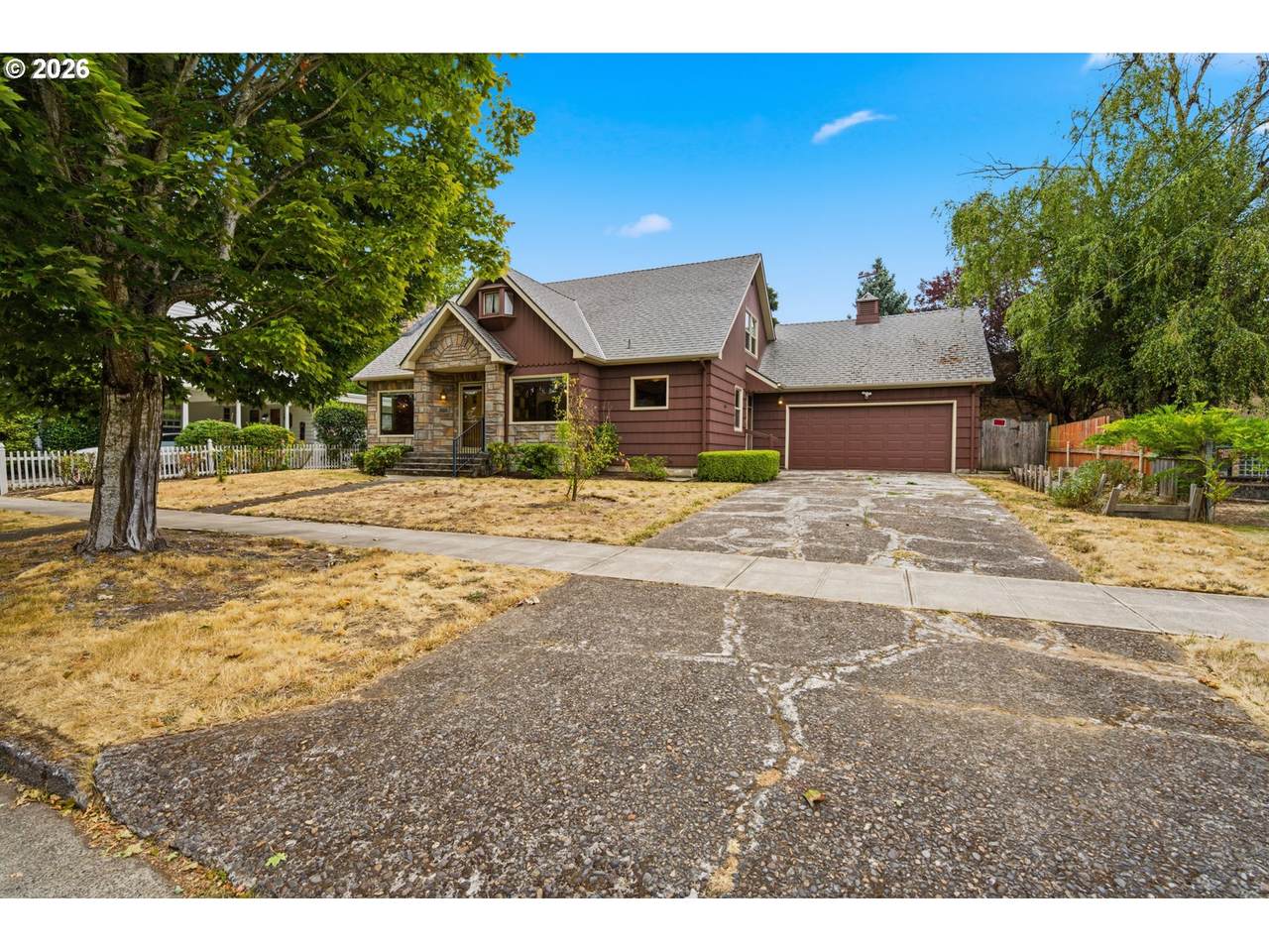470 Miller St - Photo 1