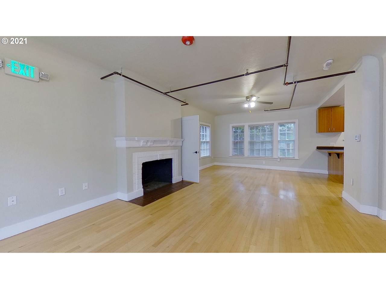 https://bt-photos.global.ssl.fastly.net/portland/1280_boomver_1_403263628-2.jpg