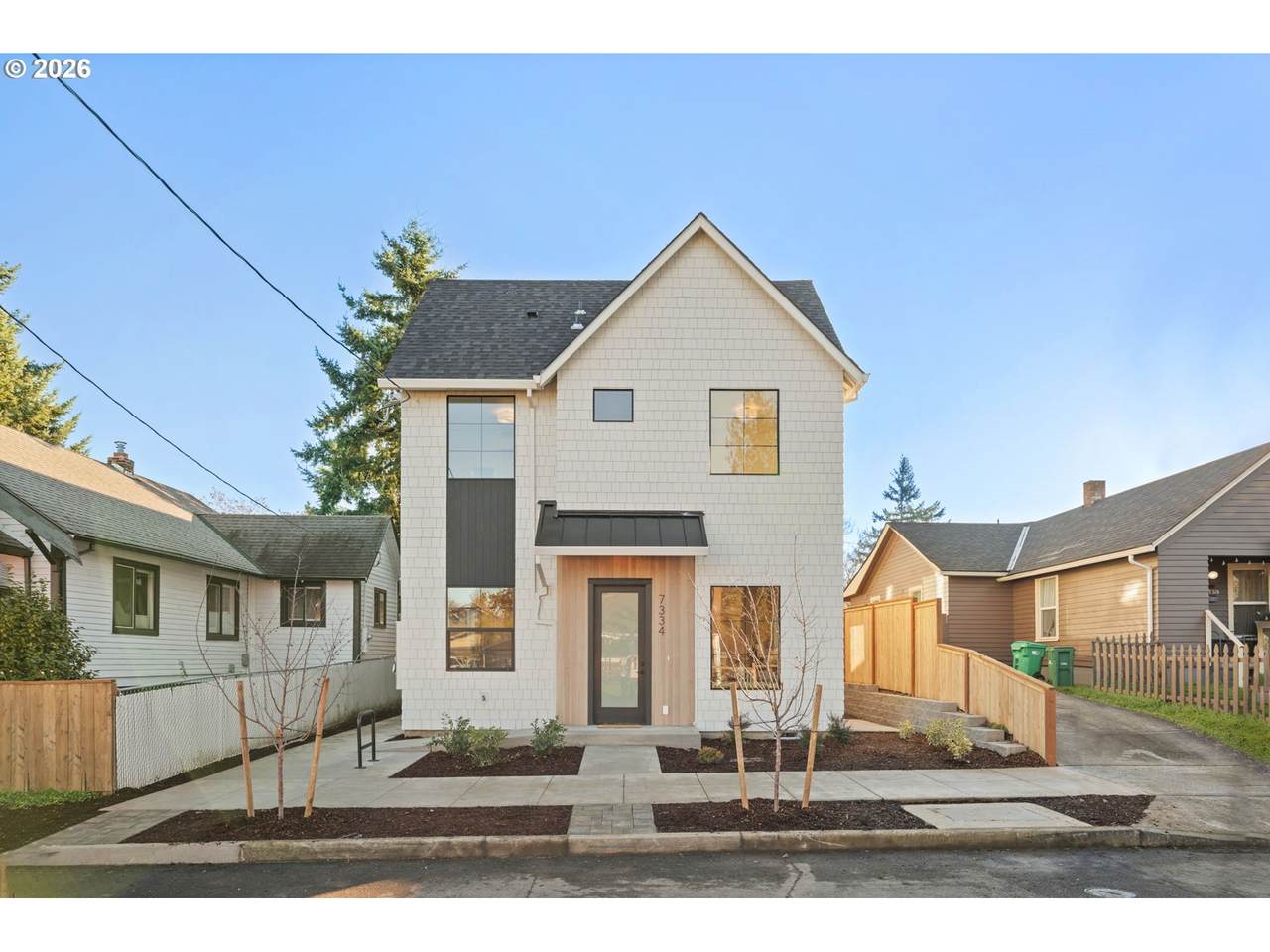 7332 Bybee Blvd - Photo 1