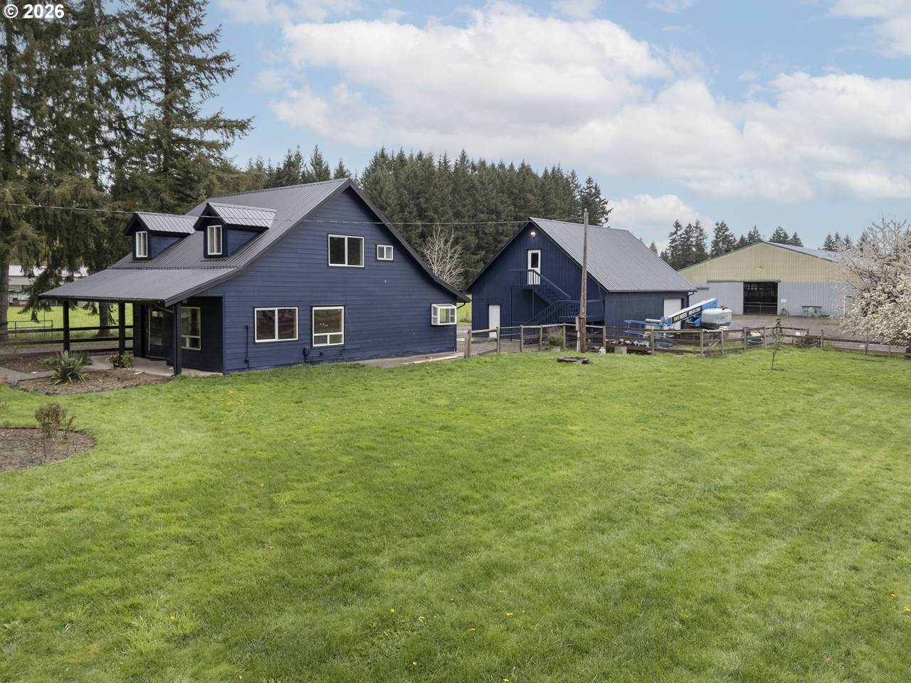 https://bt-photos.global.ssl.fastly.net/portland/1280_boomver_1_405629712-2.jpg