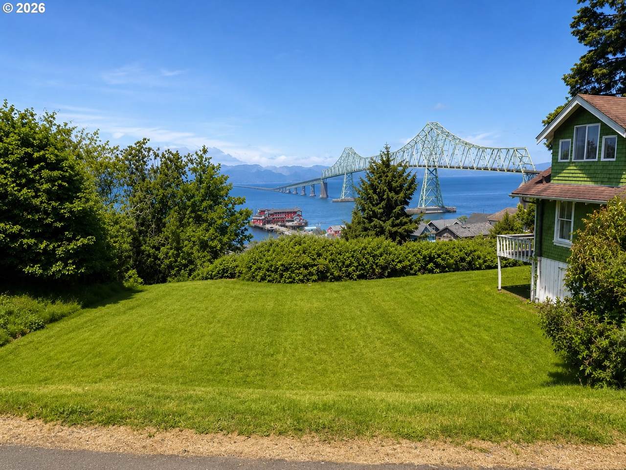 https://bt-photos.global.ssl.fastly.net/portland/1280_boomver_1_405839544-2.jpg