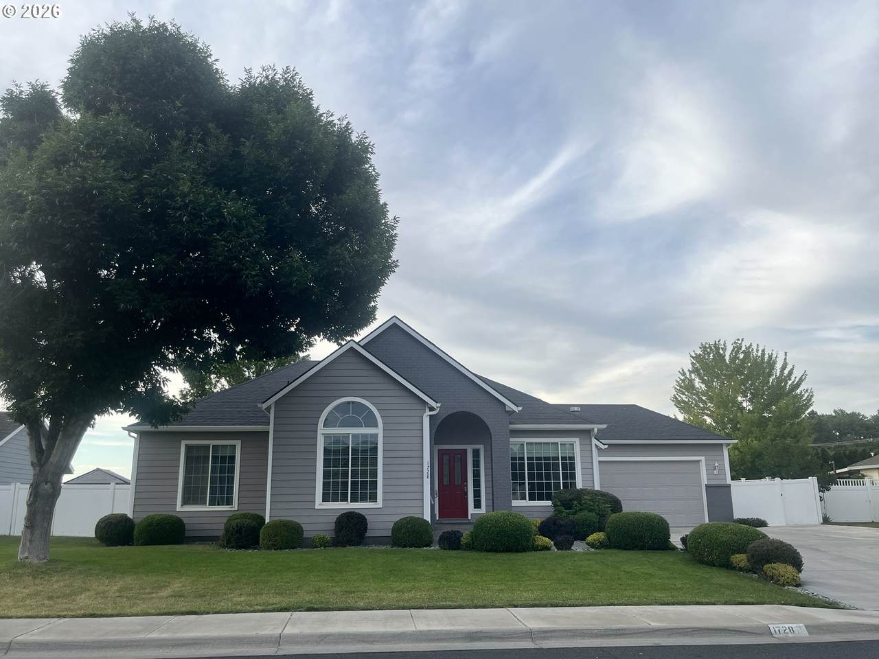 1728 Alleluia Ave - Photo 1
