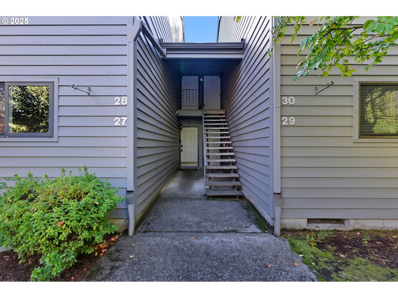 6745 Scholls Ferry Rd - Photo 1