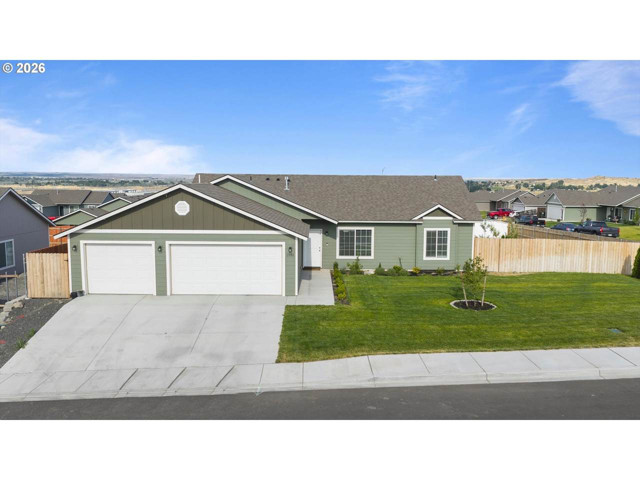 2931 Curlew St - Photo 1
