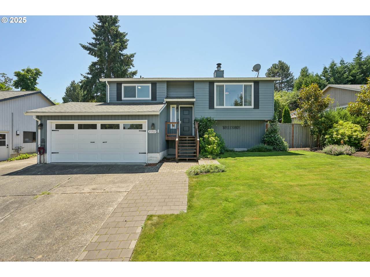 21932 Creek Dr - Photo 1