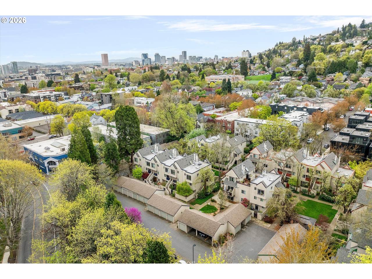 https://bt-photos.global.ssl.fastly.net/portland/1280_boomver_1_412876040-2.jpg