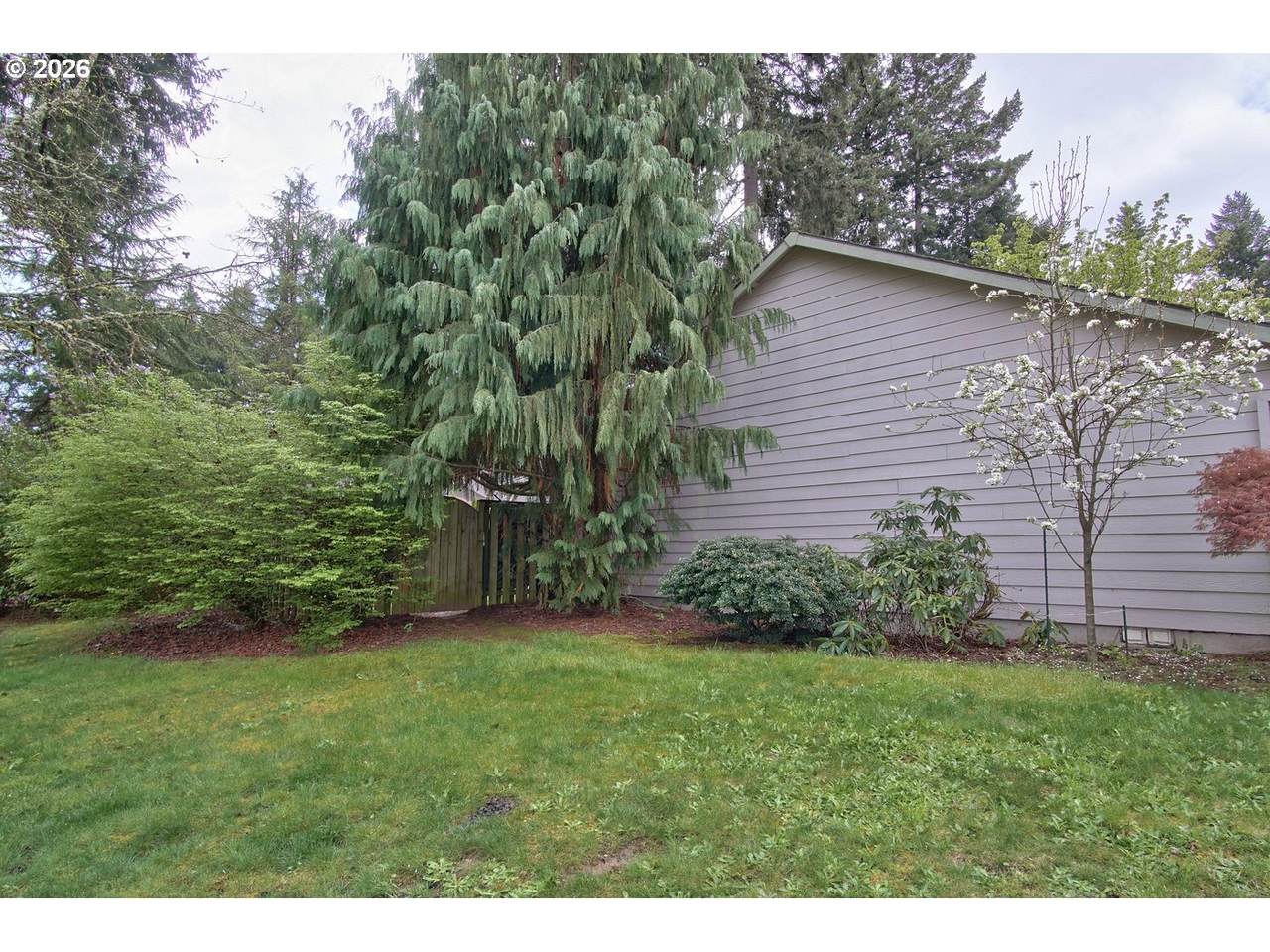 https://bt-photos.global.ssl.fastly.net/portland/1280_boomver_1_413595757-2.jpg