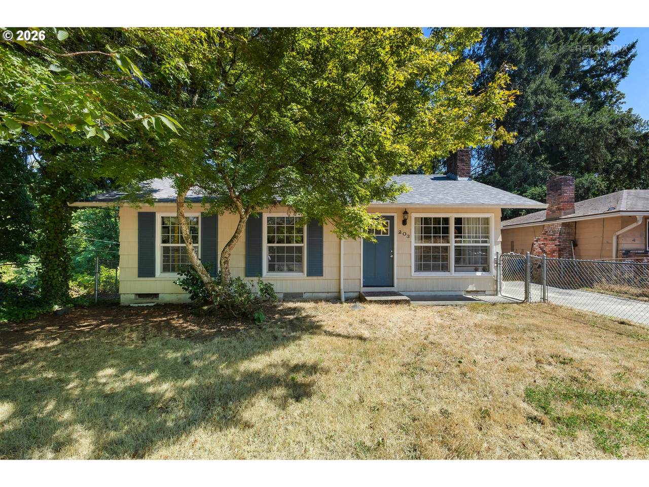 203 Eluria St - Photo 1