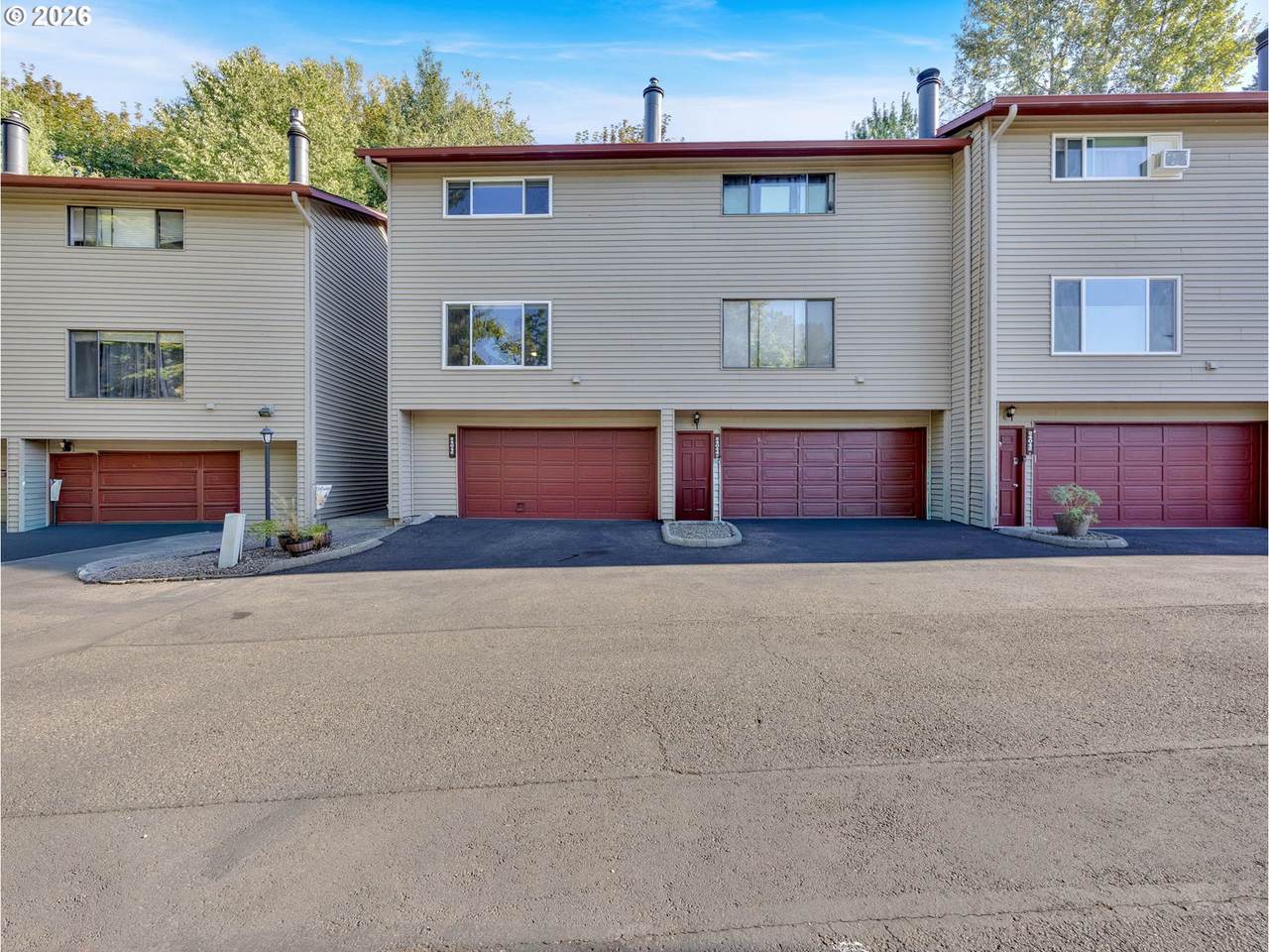 24046 Treehill Dr - Photo 1