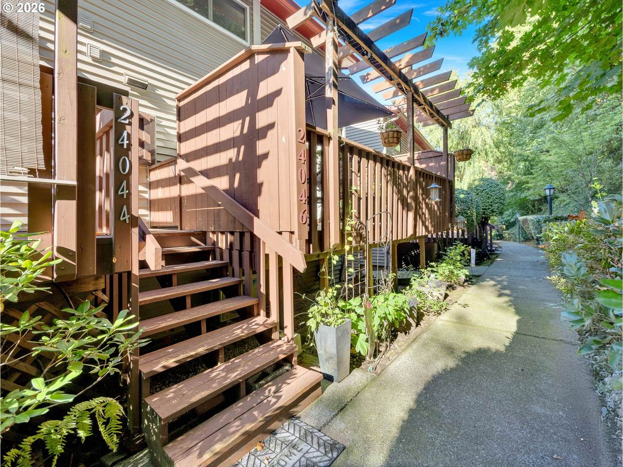 https://bt-photos.global.ssl.fastly.net/portland/1280_boomver_1_414931554-2.jpg