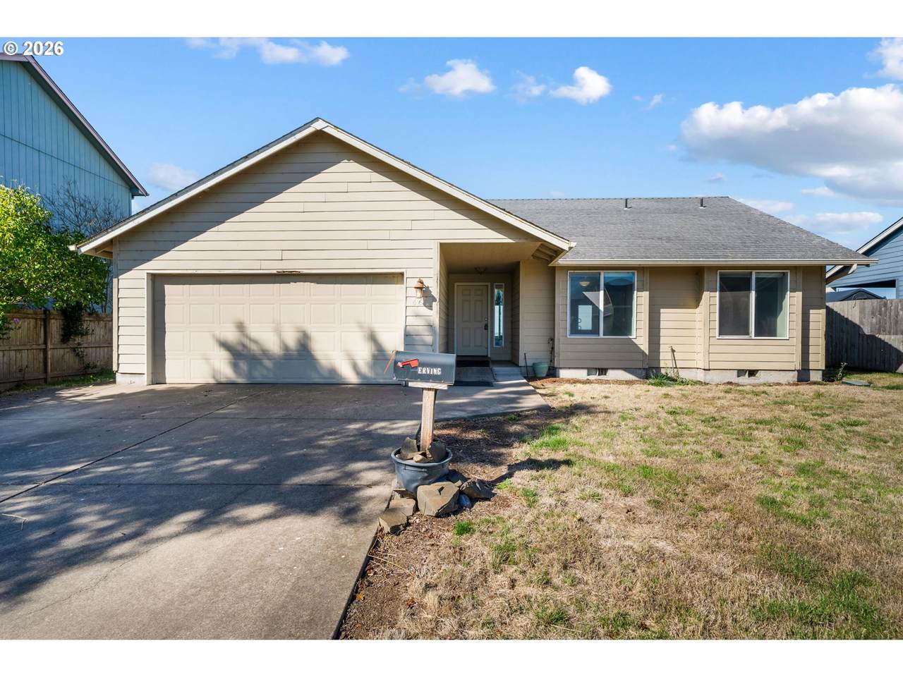 668 Egret Ave - Photo 1