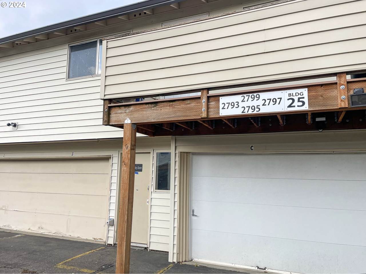 https://bt-photos.global.ssl.fastly.net/portland/1280_boomver_1_416437986-2.jpg