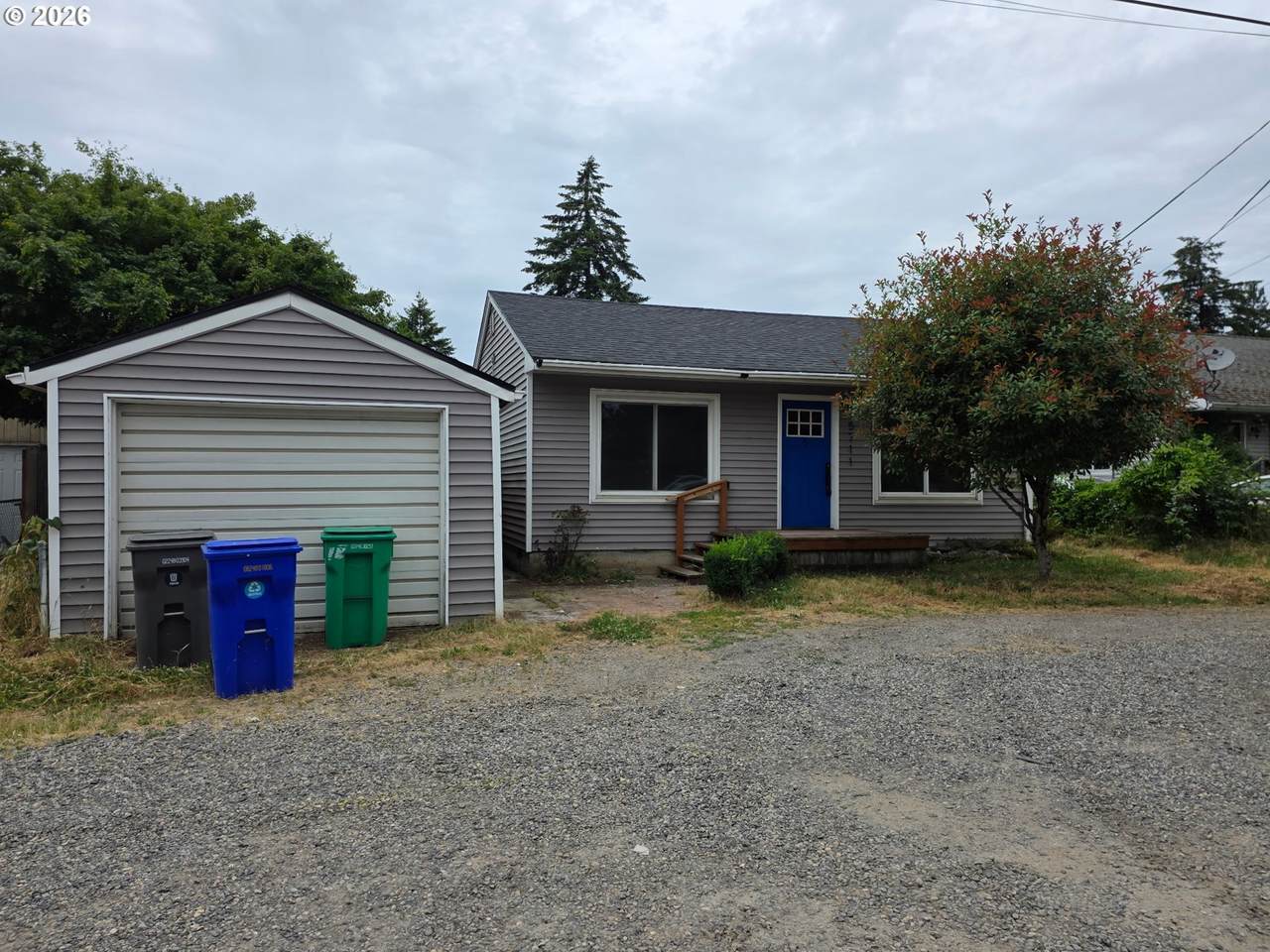 5711 123RD Ave - Photo 1