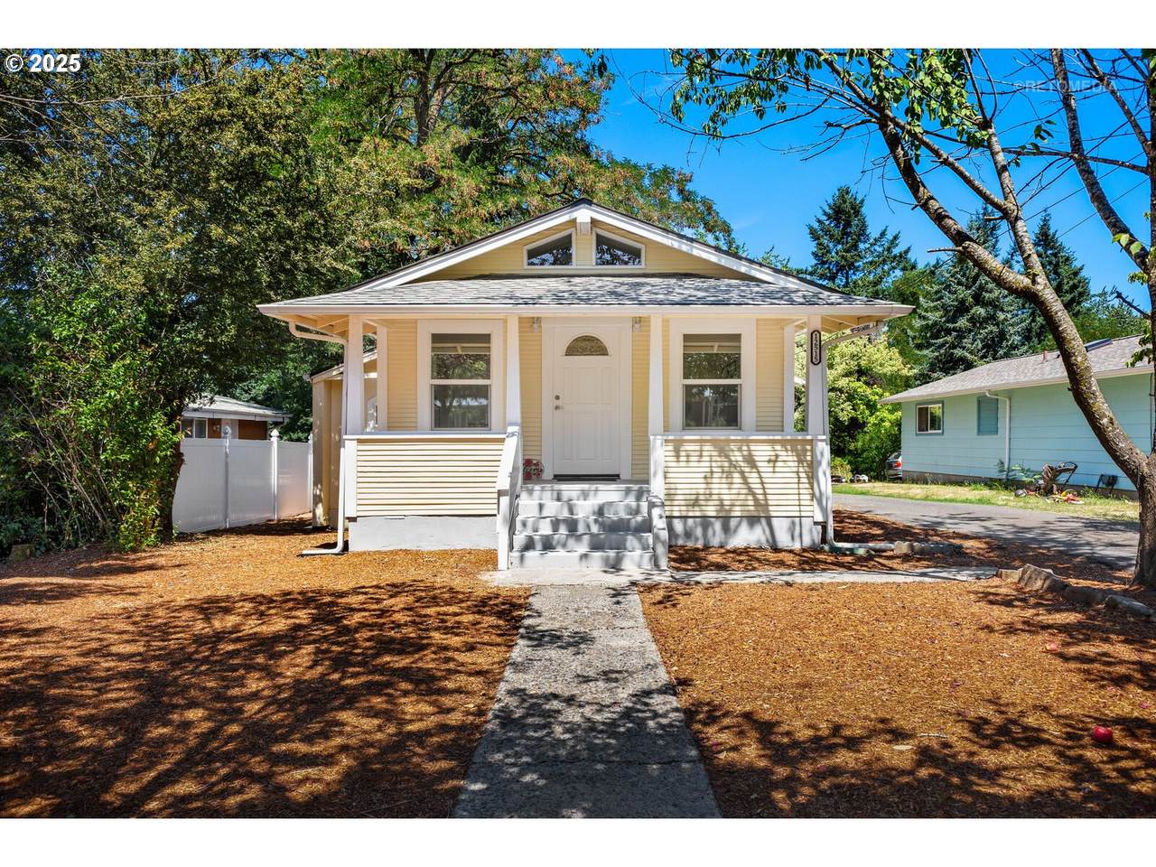 12515 Ramona St - Photo 1