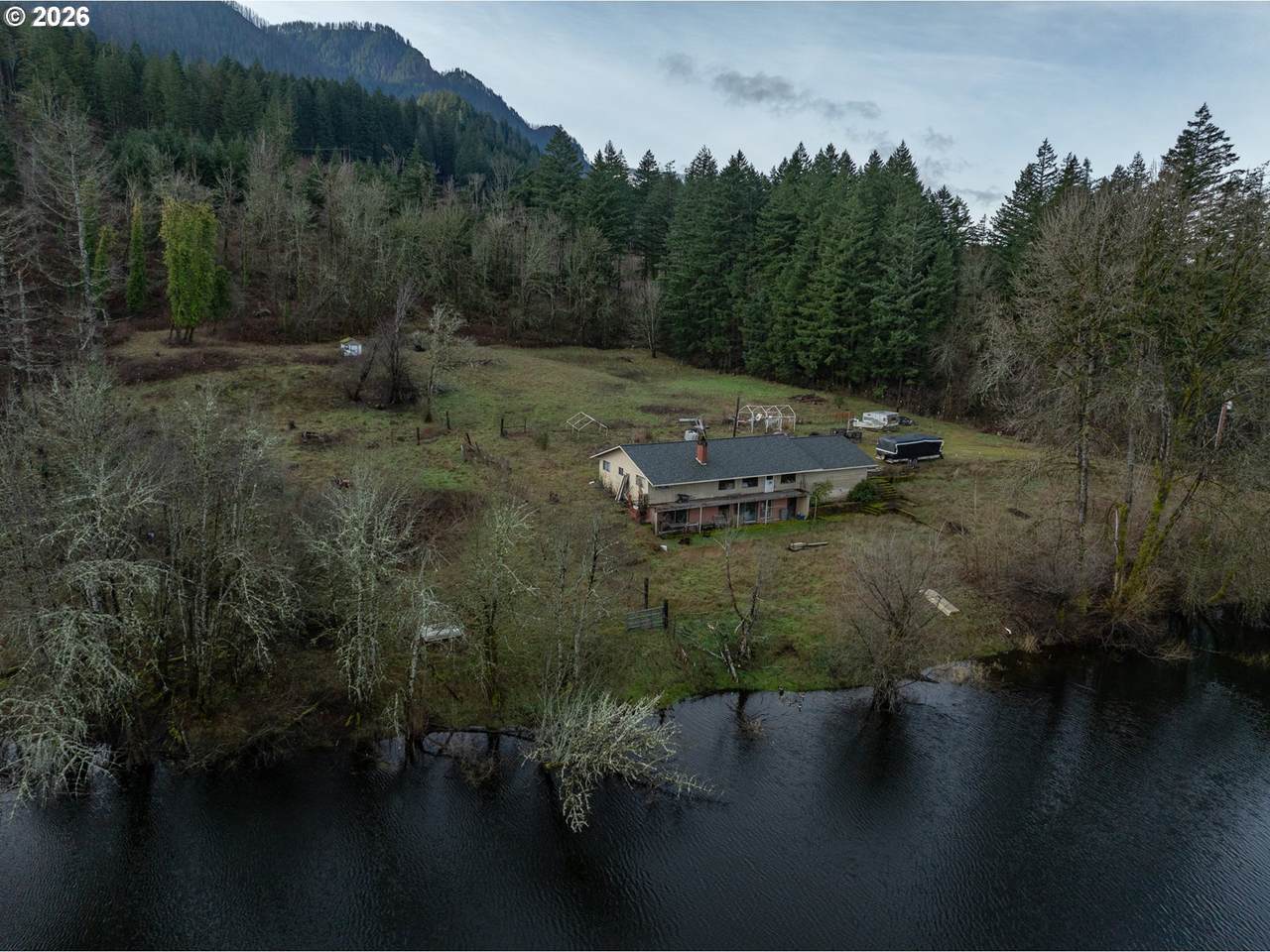https://bt-photos.global.ssl.fastly.net/portland/1280_boomver_1_418670092-2.jpg