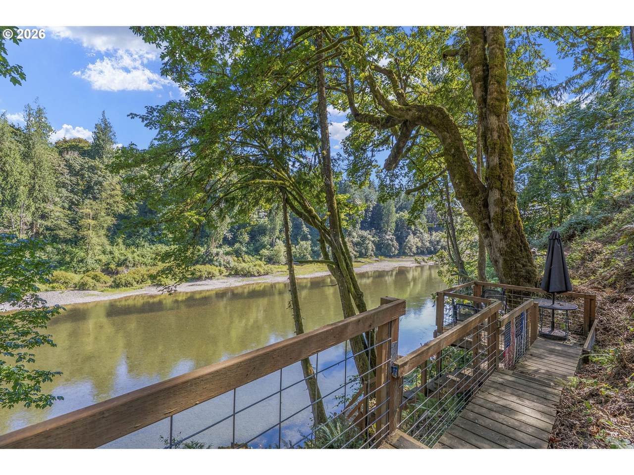 https://bt-photos.global.ssl.fastly.net/portland/1280_boomver_1_418992709-2.jpg