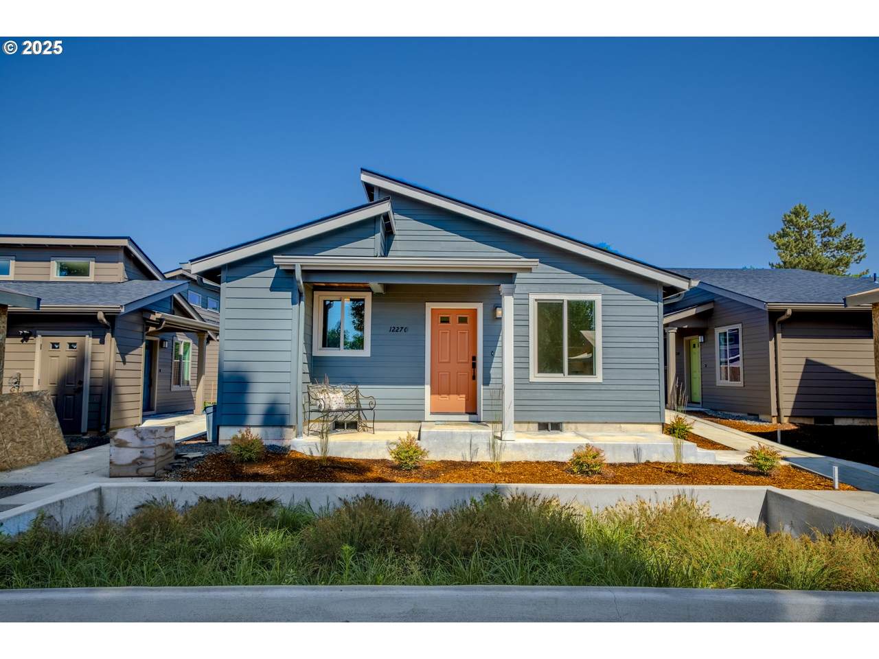 12270 Meadowlawn Dr - Photo 1