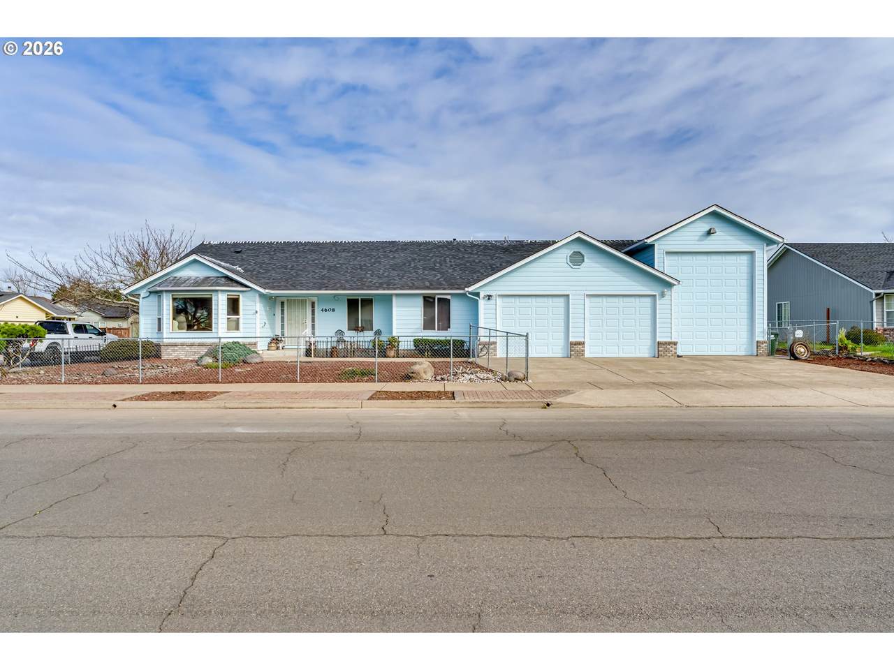 4608 Holly St - Photo 1