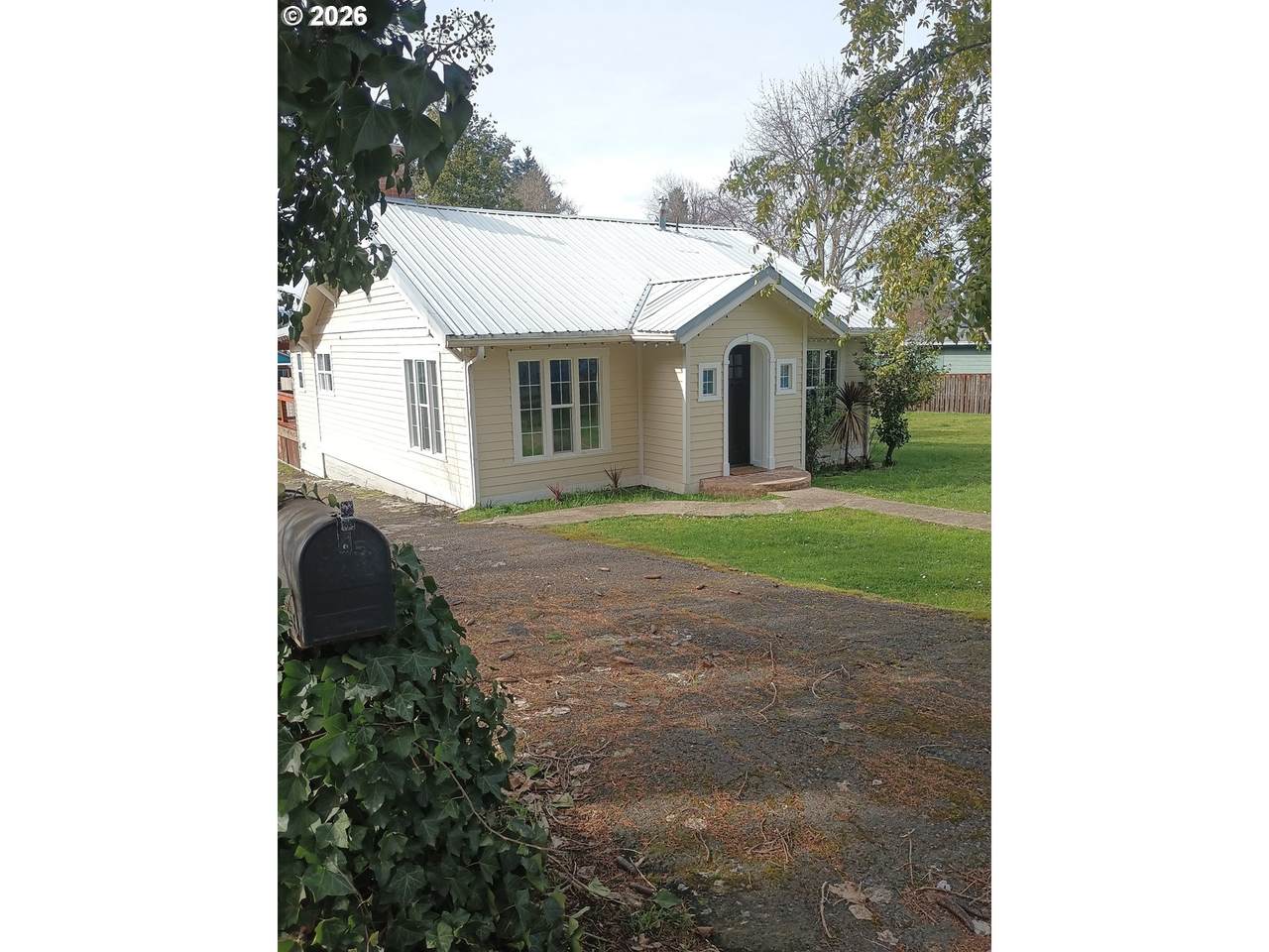 760 Ballf St - Photo 1