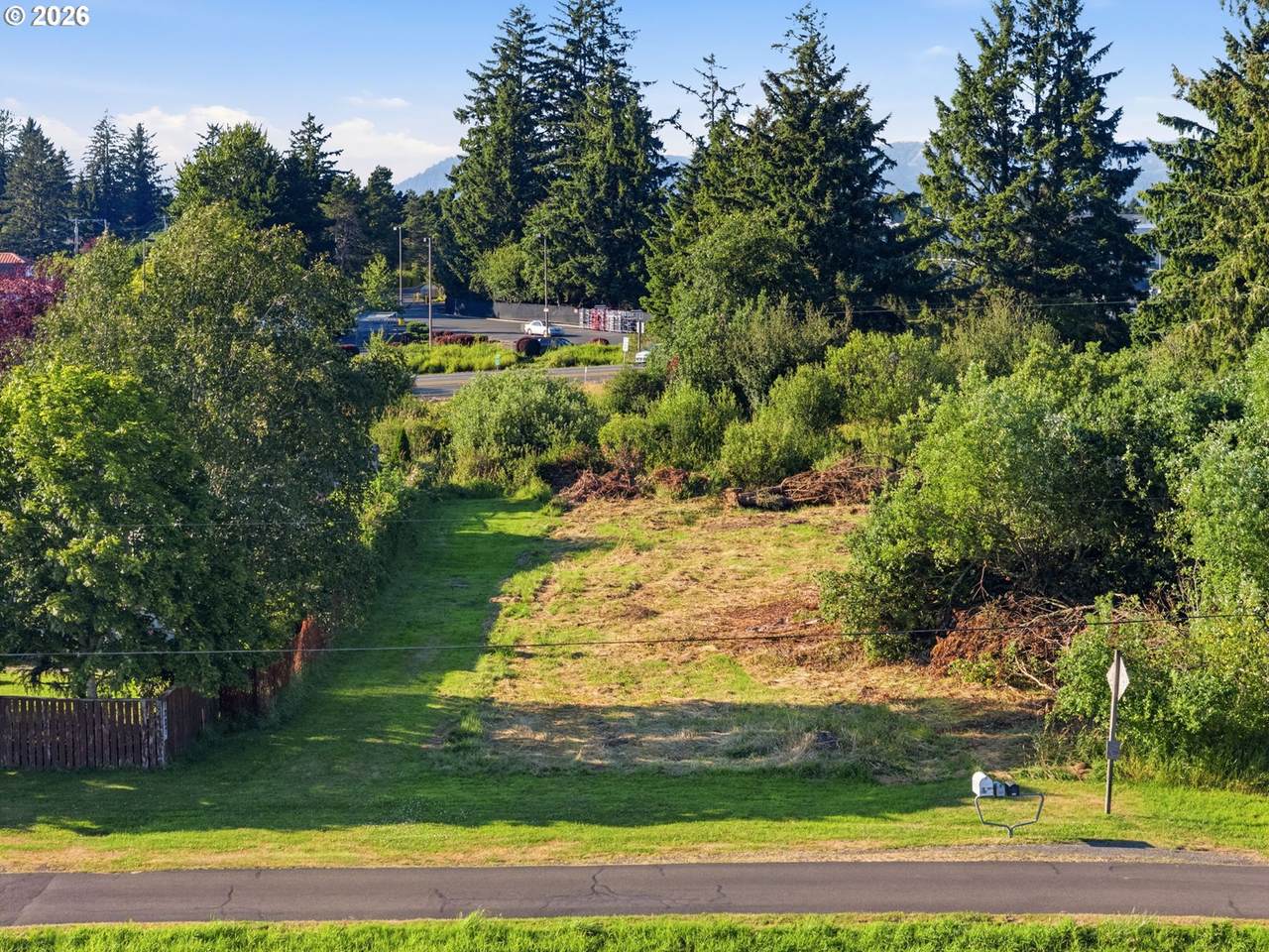 https://bt-photos.global.ssl.fastly.net/portland/1280_boomver_1_423090431-2.jpg