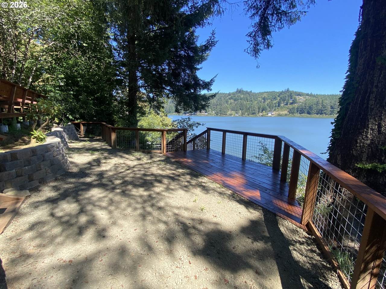 https://bt-photos.global.ssl.fastly.net/portland/1280_boomver_1_423253606-2.jpg