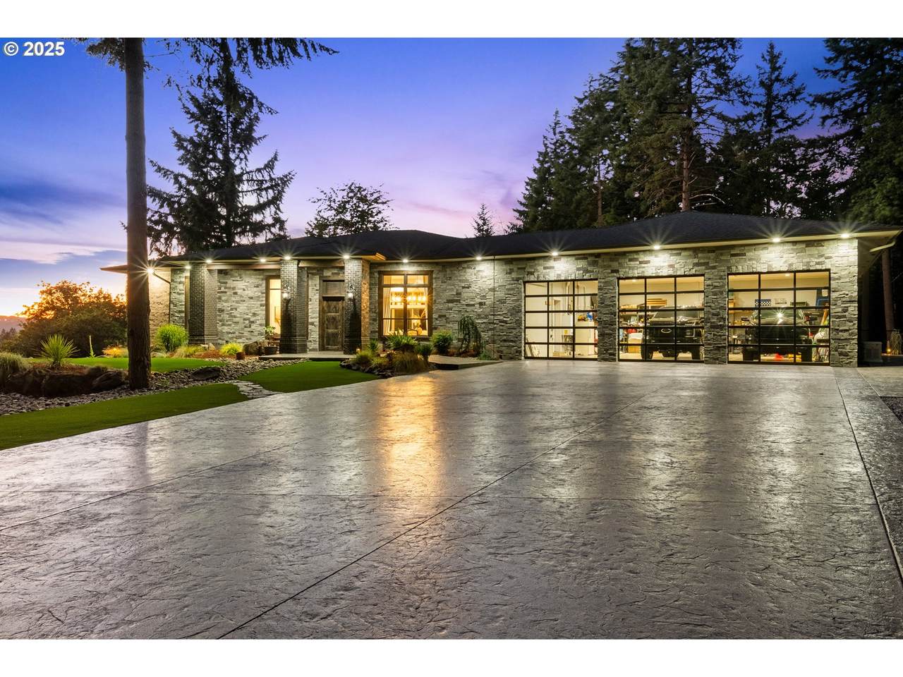 4005 Cloudview Dr - Photo 1