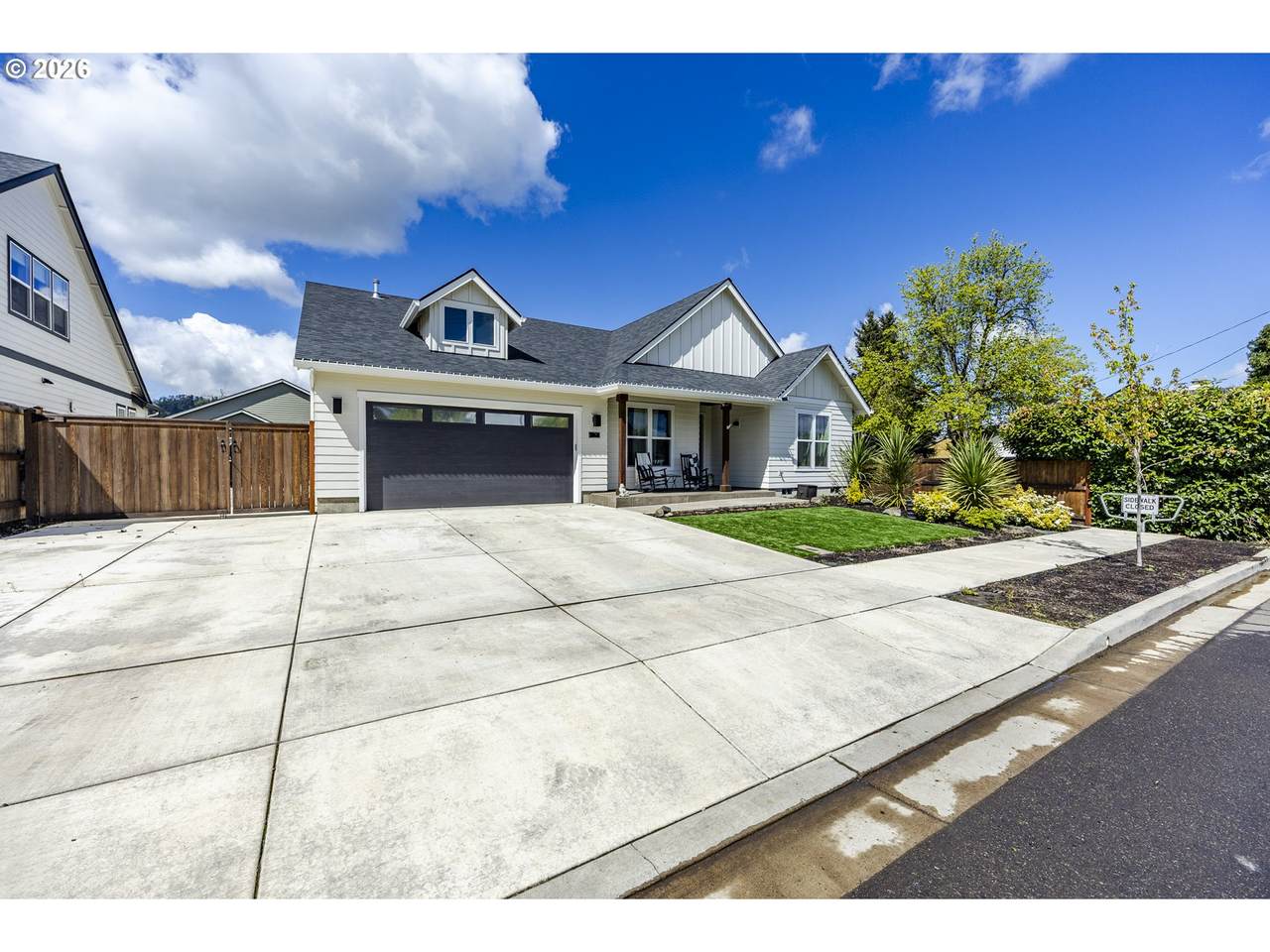 https://bt-photos.global.ssl.fastly.net/portland/1280_boomver_1_424038457-2.jpg
