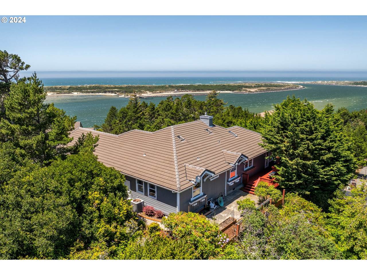 51 Shoreline Dr - Photo 1