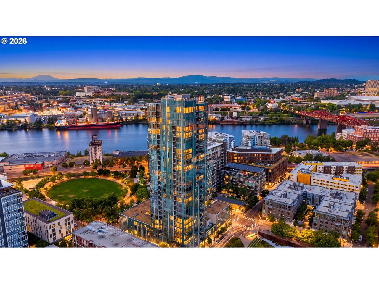 https://bt-photos.global.ssl.fastly.net/portland/1280_boomver_1_426216793-2.jpg