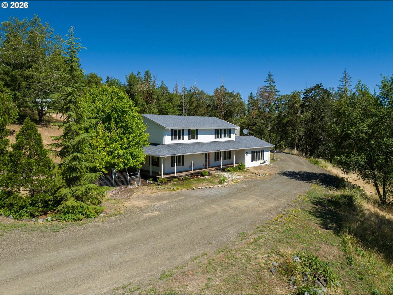 325 Kellisha Ln - Photo 1