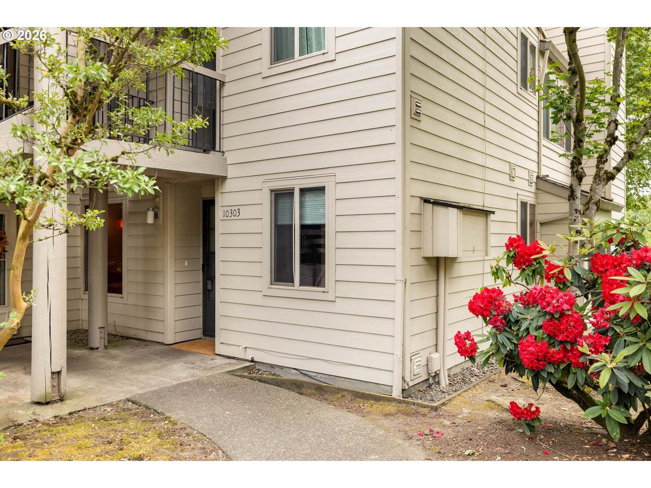 https://bt-photos.global.ssl.fastly.net/portland/1280_boomver_1_428690961-2.jpg