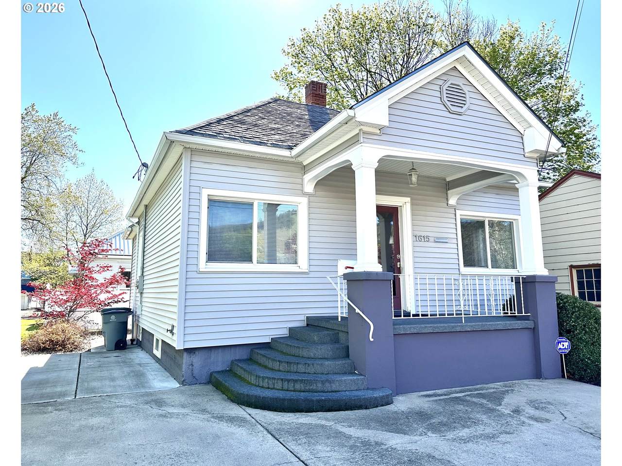 1615 4TH St - Photo 1