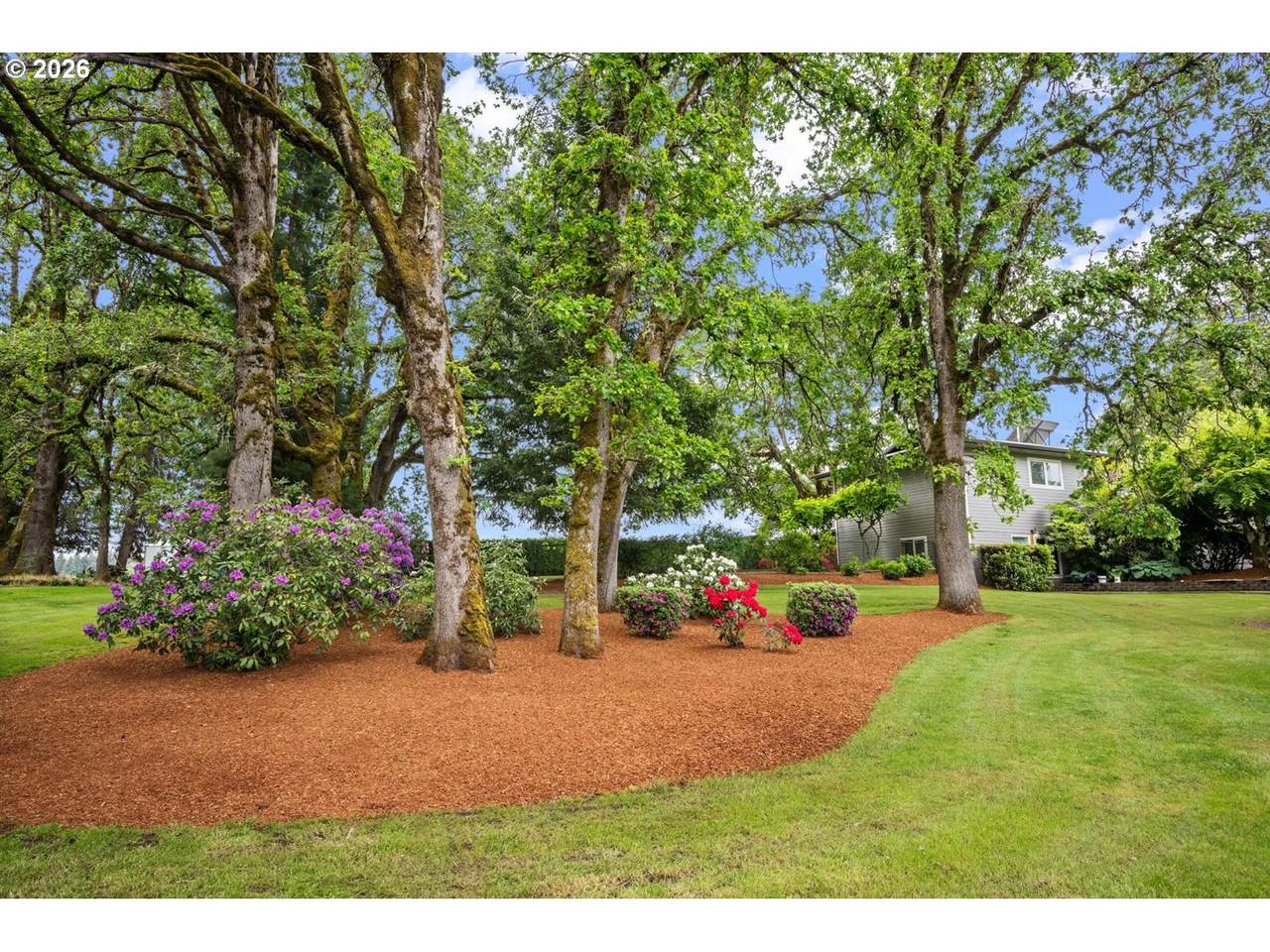 https://bt-photos.global.ssl.fastly.net/portland/1280_boomver_1_430528515-2.jpg