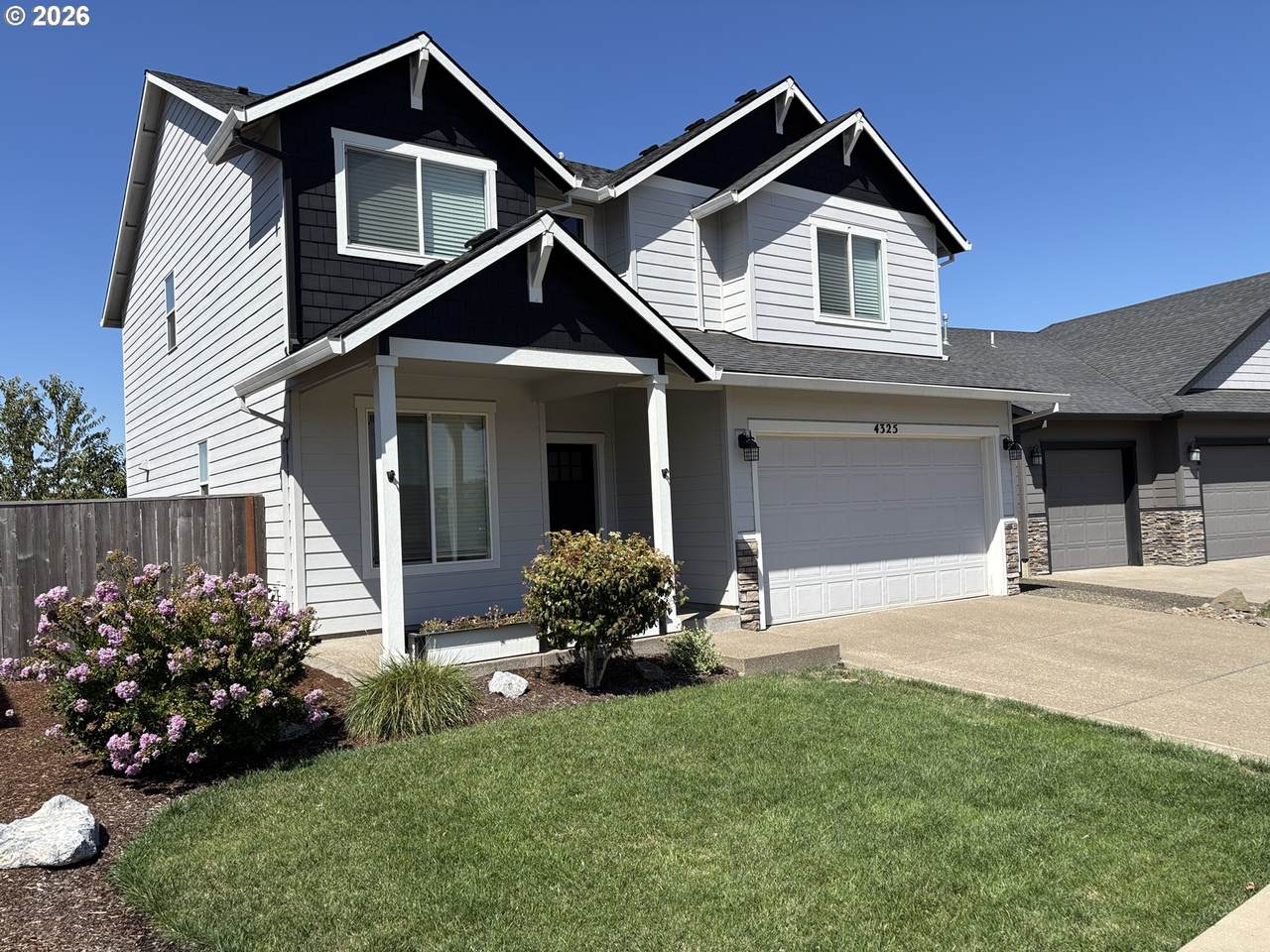 https://bt-photos.global.ssl.fastly.net/portland/1280_boomver_1_431574773-2.jpg