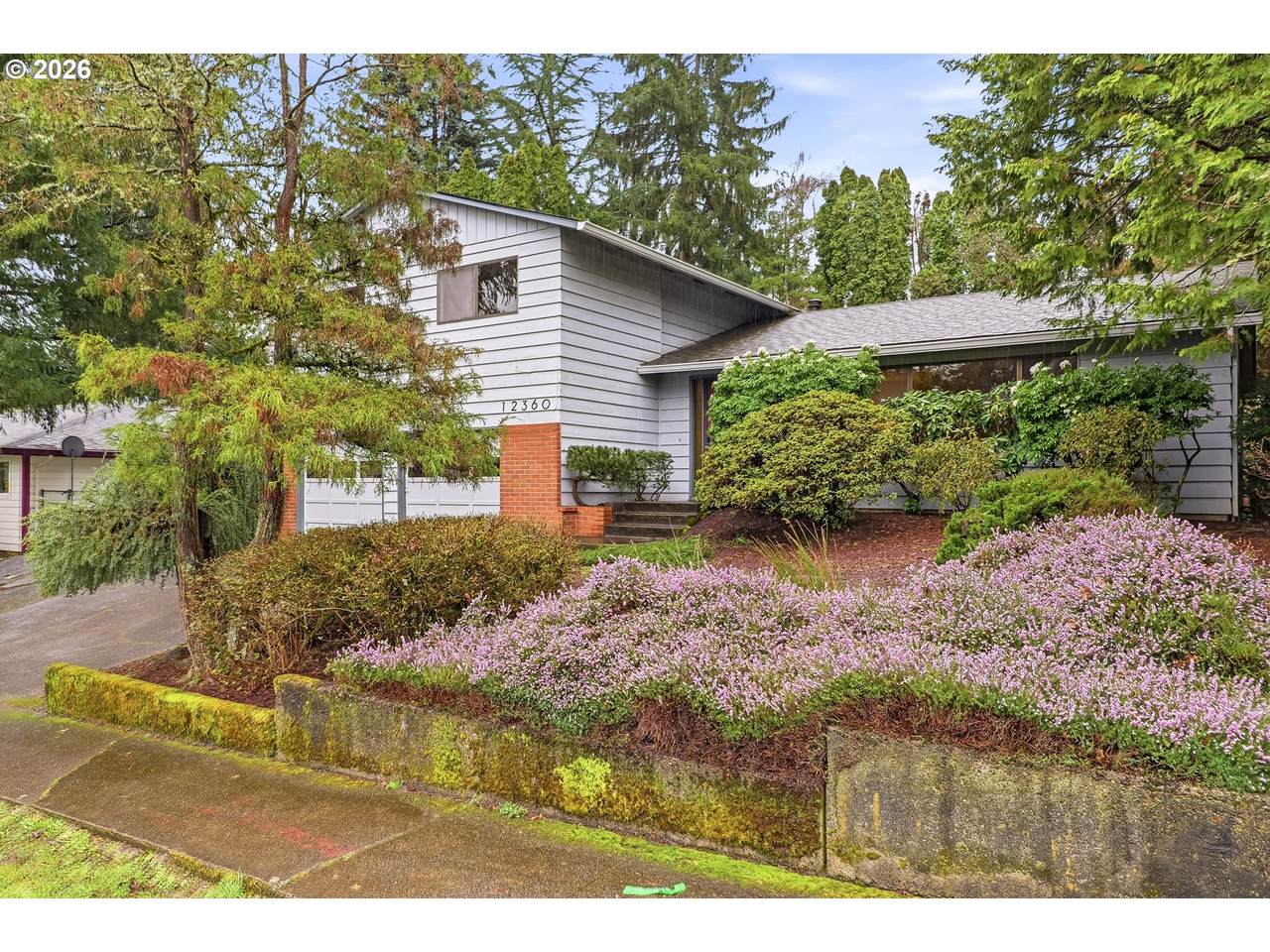 https://bt-photos.global.ssl.fastly.net/portland/1280_boomver_1_433625850-2.jpg