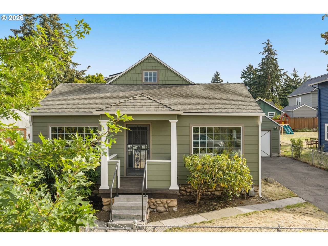 https://bt-photos.global.ssl.fastly.net/portland/1280_boomver_1_435205493-2.jpg
