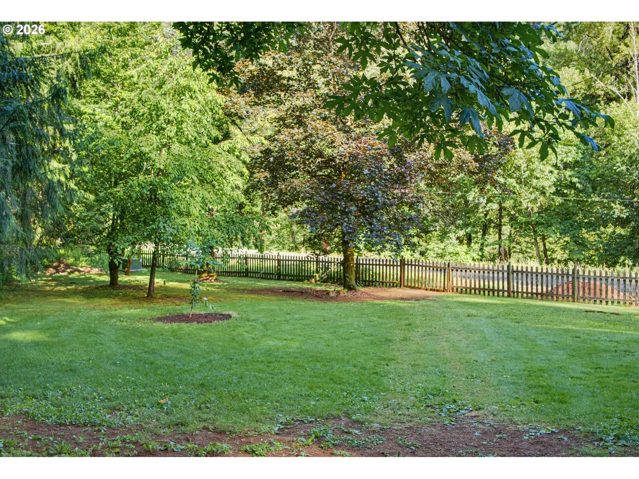 https://bt-photos.global.ssl.fastly.net/portland/1280_boomver_1_435490784-2.jpg