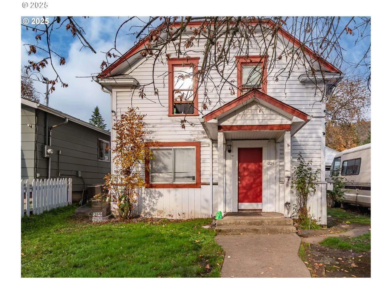 1224 Freemont Ave - Photo 1