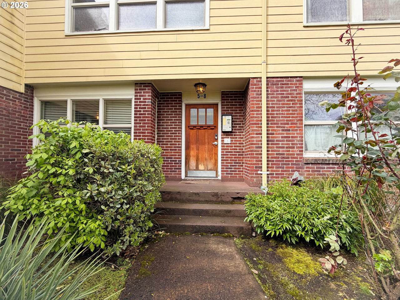 1411 Alberta St - Photo 1