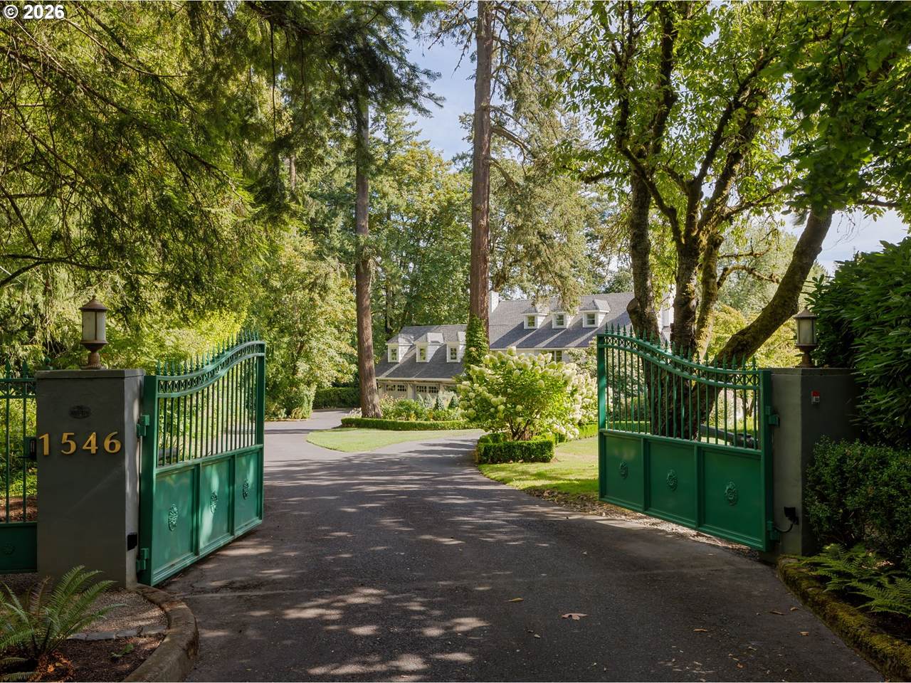 https://bt-photos.global.ssl.fastly.net/portland/1280_boomver_2_437974535-2.jpg