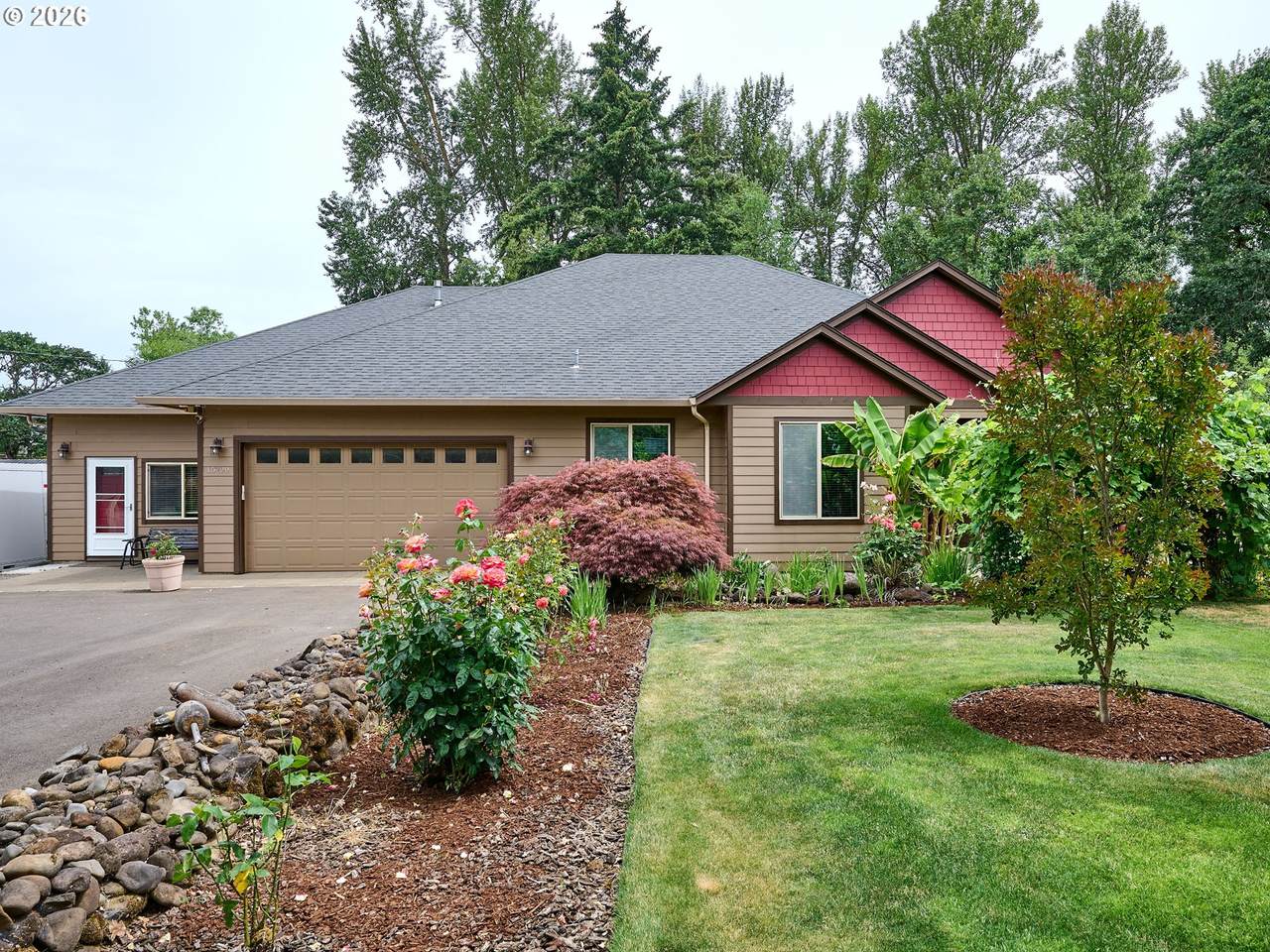 https://bt-photos.global.ssl.fastly.net/portland/1280_boomver_1_438476146-2.jpg