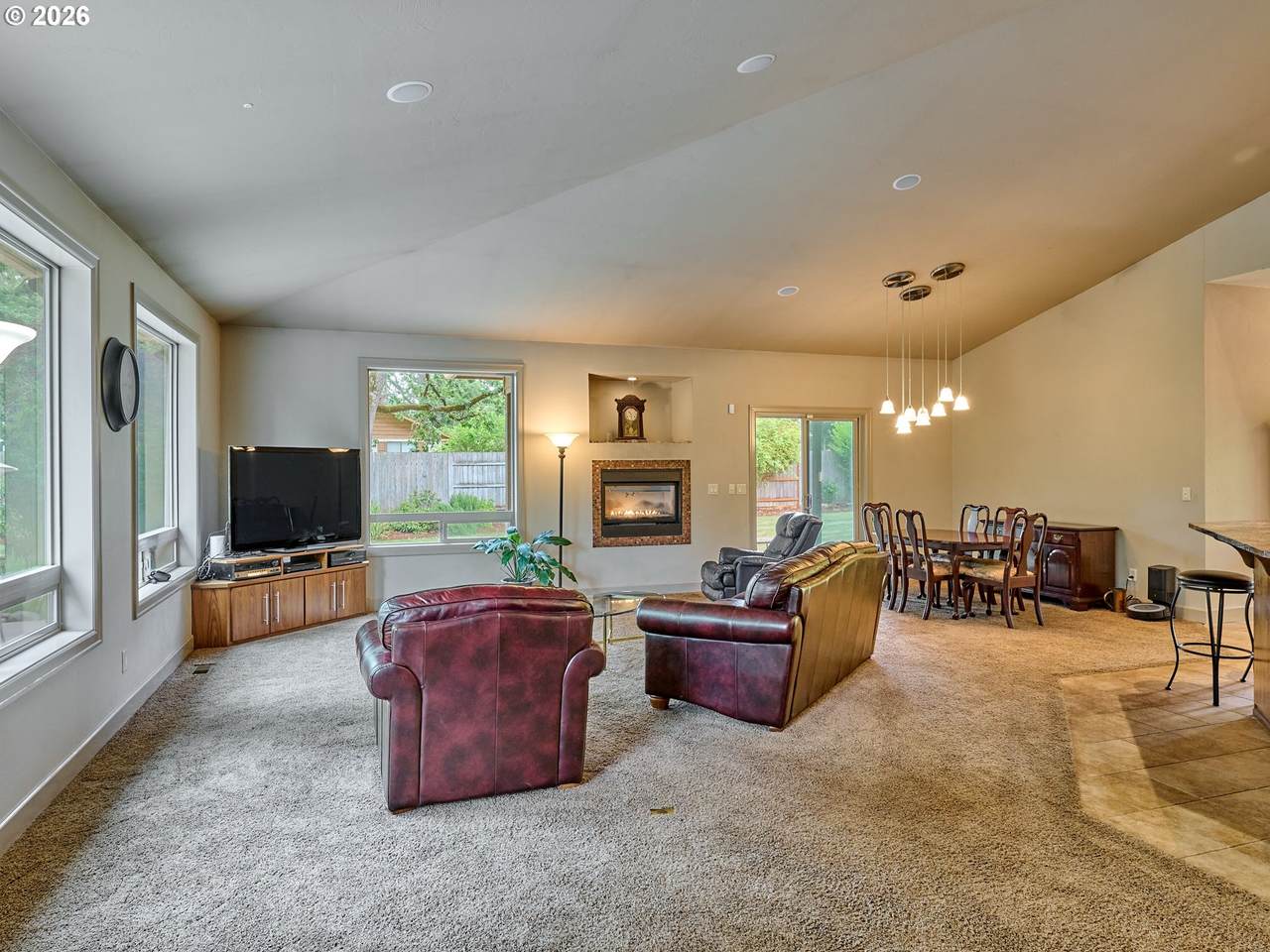 https://bt-photos.global.ssl.fastly.net/portland/1280_boomver_1_438476146-2.jpg