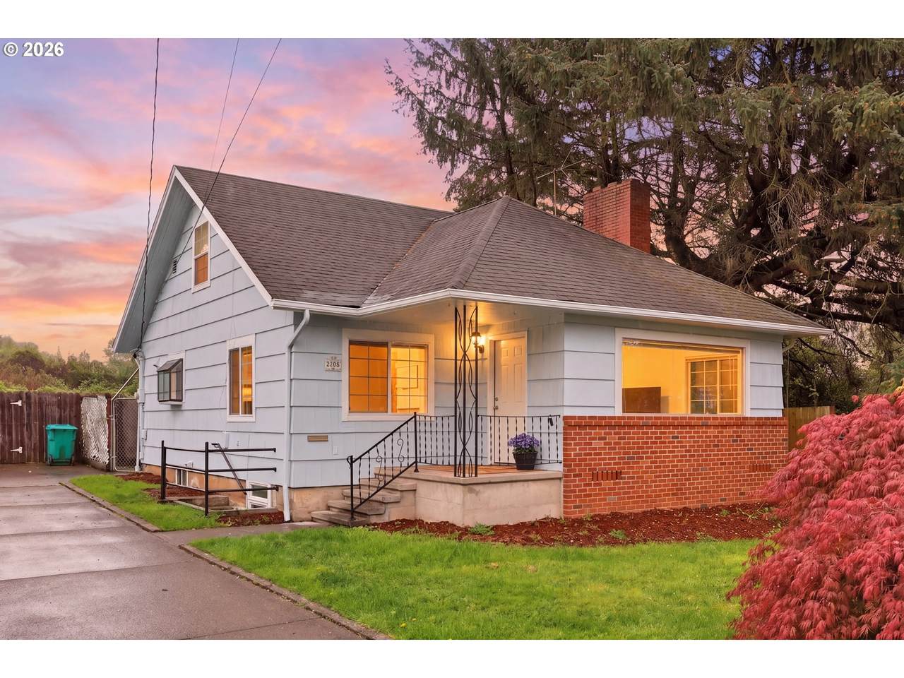 3206 87TH Ave - Photo 1